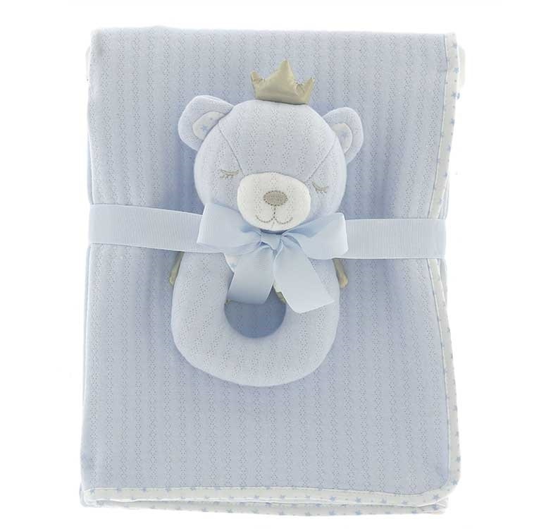 Luxe baby cadeauset jongen met blauwe flanellen babydeken 100x75 cm en beren rammelaar kraamcadeau